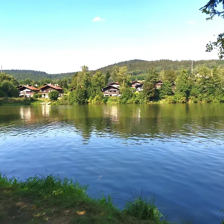 Am Badesee Arrach